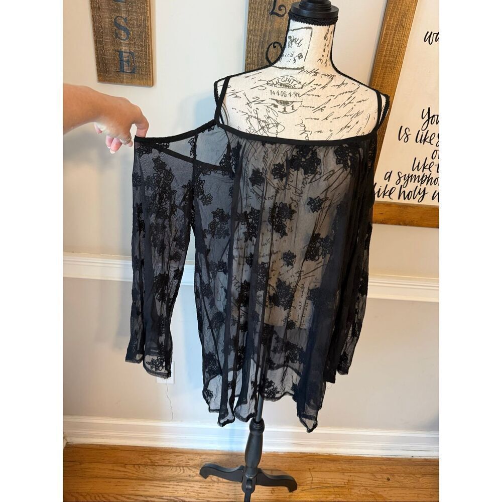 Torrid Women's Embroidered Floral Mesh Cold-Shoulder Swim Cover-up Black Sz 1/1X